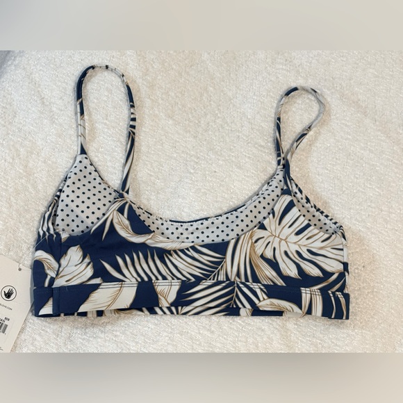 Body glove bikini, NWT. - Picture 2 of 6